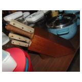 Flat of Air Tight container & knife Block