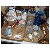 2 flats bath decor, slag glass cat +