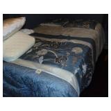 Full Size Bed & Bedding