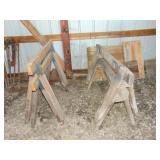 Saw horses, tomato cages