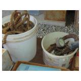 (2) buckets primitives