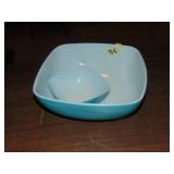 (2) Square Pyrex Dishes