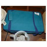 Pyrex Portable Dish W/Thermal Case