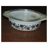 Vintage Pyrex Casserole with Lid