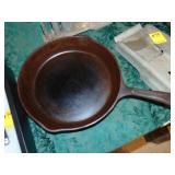 Wagner Cast Iron Skillet 11.75 inches