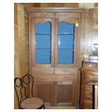 Country chic china hutch