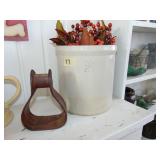 # 2 Crock & Wooden Stirrup