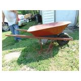 Yard & Garden Wheelbarrow