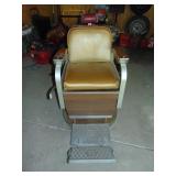 Vintage/Retro Koken Comet Barber Chair