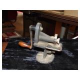 Singer Hand Crank Pinking Machine