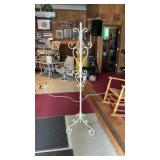 White Metal Farmhouse Style Coat Rack