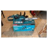 Makita Cordless Chain Saw W/ Charger & Batteries