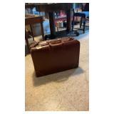 Vintage Leather Tommy Traveler Suitcase