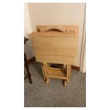 Set Of (4) Oak Type TV Trays W/Stand
