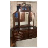 (7) Drawer Dresser W/Mirror