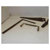 4 antique items-hand sw, square, sm wood plane