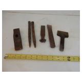 6 items-tray of antique metal chisels, hammer