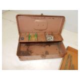 Asst animal veterinary items in old metal tin box