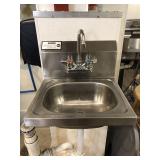 Hand sink