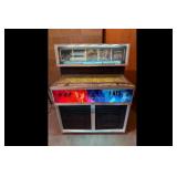 Vintage Seeburg Stereo Showcase Jukebox SS160