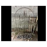 Mixed lot of Vintage Wrought Iron Garden Decor