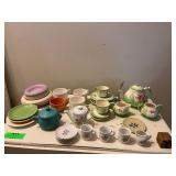 Mixed lot of Vintage Floral Miniature Tea Set