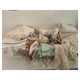 Mixed lot of Vintage Lace Linens Collection