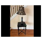 Black Accent Table  Floral Lamp Set
