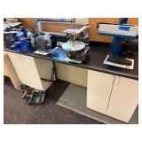 Counter top and 2 storage cabinets