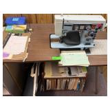 Deluxe SWM-1000 Vintage Sewing Machine