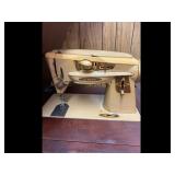 Singer 500A Vintage Beige Sewing Machine