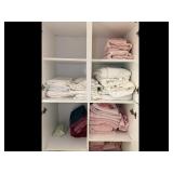 Assorted Linens and Bathroom Decor