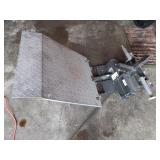 Chair lift/carrier