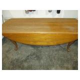 Queen Anne style leg drop side coffee table