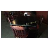 Table with 4 Chairs 3X3