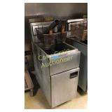 Anets Fryer Model SLG40 with fry baskets BRING