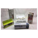 Large t of Kitchen items, Electric knife, Hand