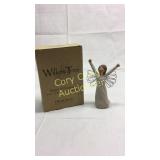 Willow Tree Angel of Courage with Box Basement