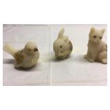 Fenton Rabbit, Cat and bird, bird has chip on