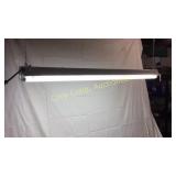 2 48" Fluorescent