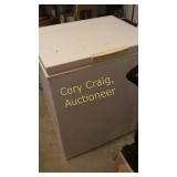 White Westinghouse Chest Freezer 27 wide21 1/2