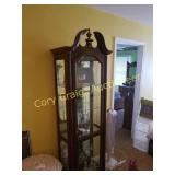 Lighted Cabinet Mirrored Back, Glass Sheleves 23"