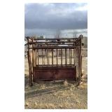Cattle chute, Location Auburn IL Call Jim @