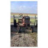 IH140 Tractor, S/N 8970 J, 3PT, PTO