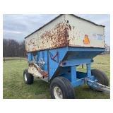 DMI Gravity Flow Wagon, 450 Bu., 4 wheel brakes,