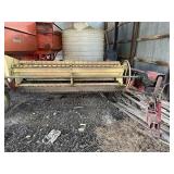 New Holland 479 Haybine, 9