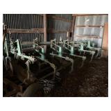 John Deere RG630 Row Crop Cultivator, 6 Row, 30",