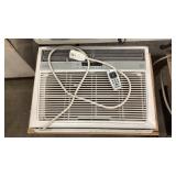 Frigidaire Ac Window Unit model FRA186MT2,