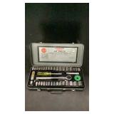 40PC 1/4" 3/8" Drive Sae Metric Combination