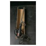 Curling Iron Holds heat 35 Works 32 V DC